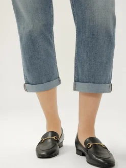 Elyse Mid Rise Luxe Stretch Capri